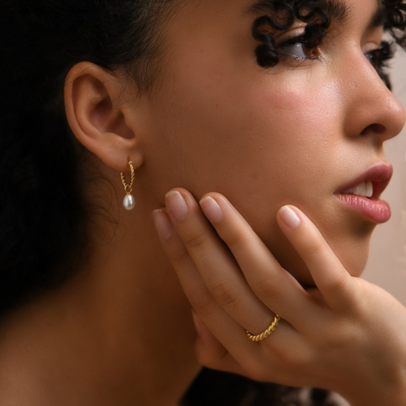 joarii box bijoux mensuelle septembre 2023 boucles d'oreilles donna bague selma acier inoxydable (68)